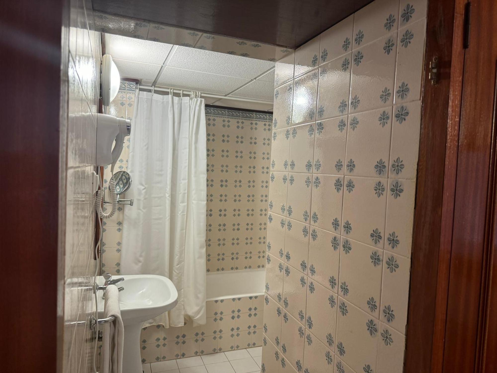 Apartamentos Do Parque アルブフェイラ エクステリア 写真