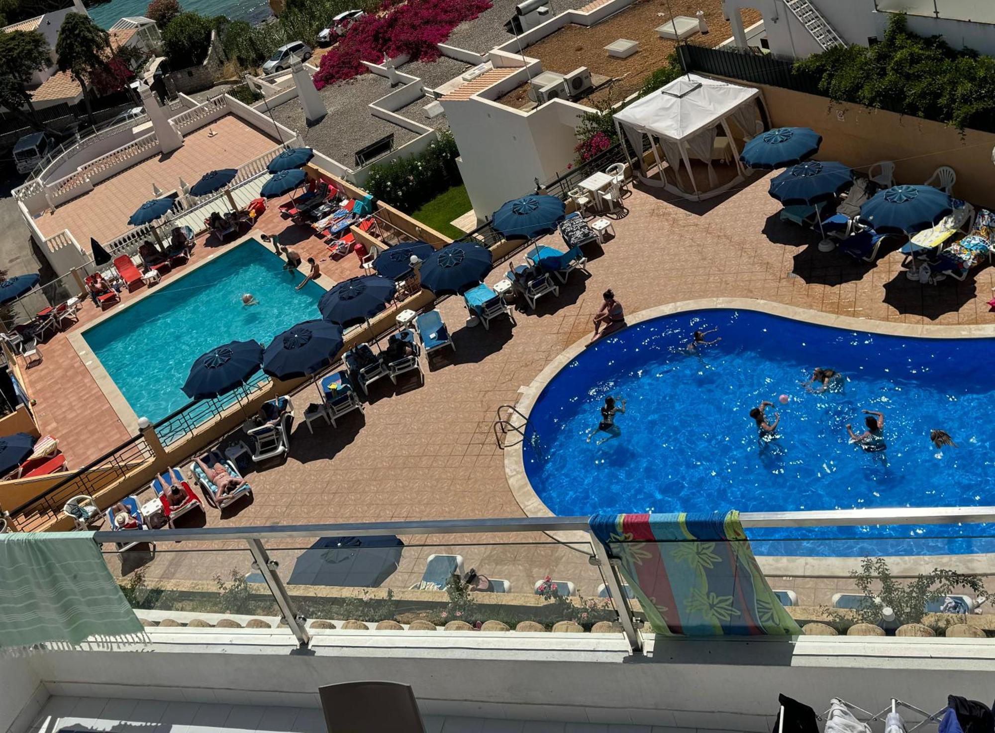 Apartamentos Do Parque アルブフェイラ エクステリア 写真